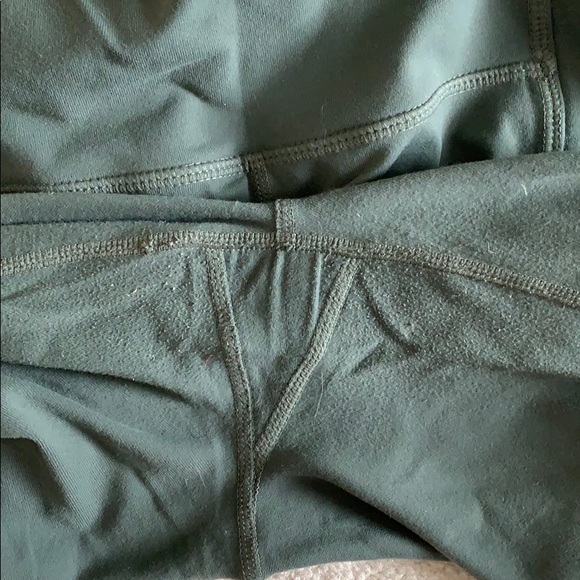 ATHLETA LEGGINGS - Picture 3 of 4